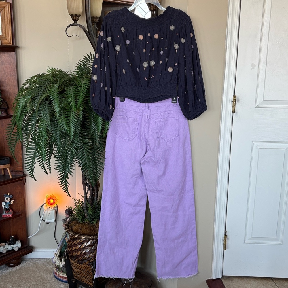 Brand New Free People Navy Floral Embroidered Off Shoulder Top & Lavender Jeans - Picture 2 of 16
